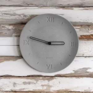 Wandklok Antan van Gone's; House of Otoko