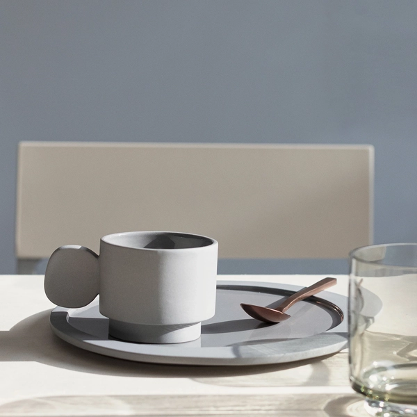 inner circle cup light grey Maarten Baas